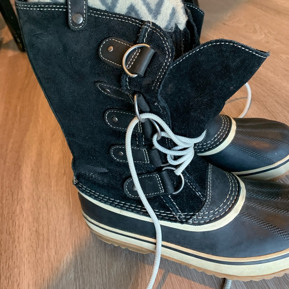 Sorel “Joan of Arctic” snow boots